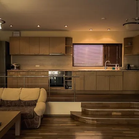 Dream House روغاشيفو